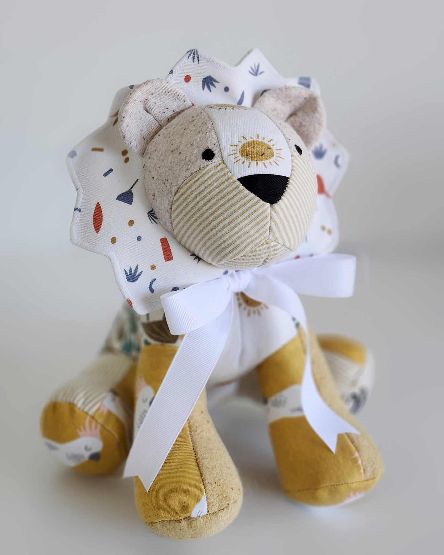 Larry Lion