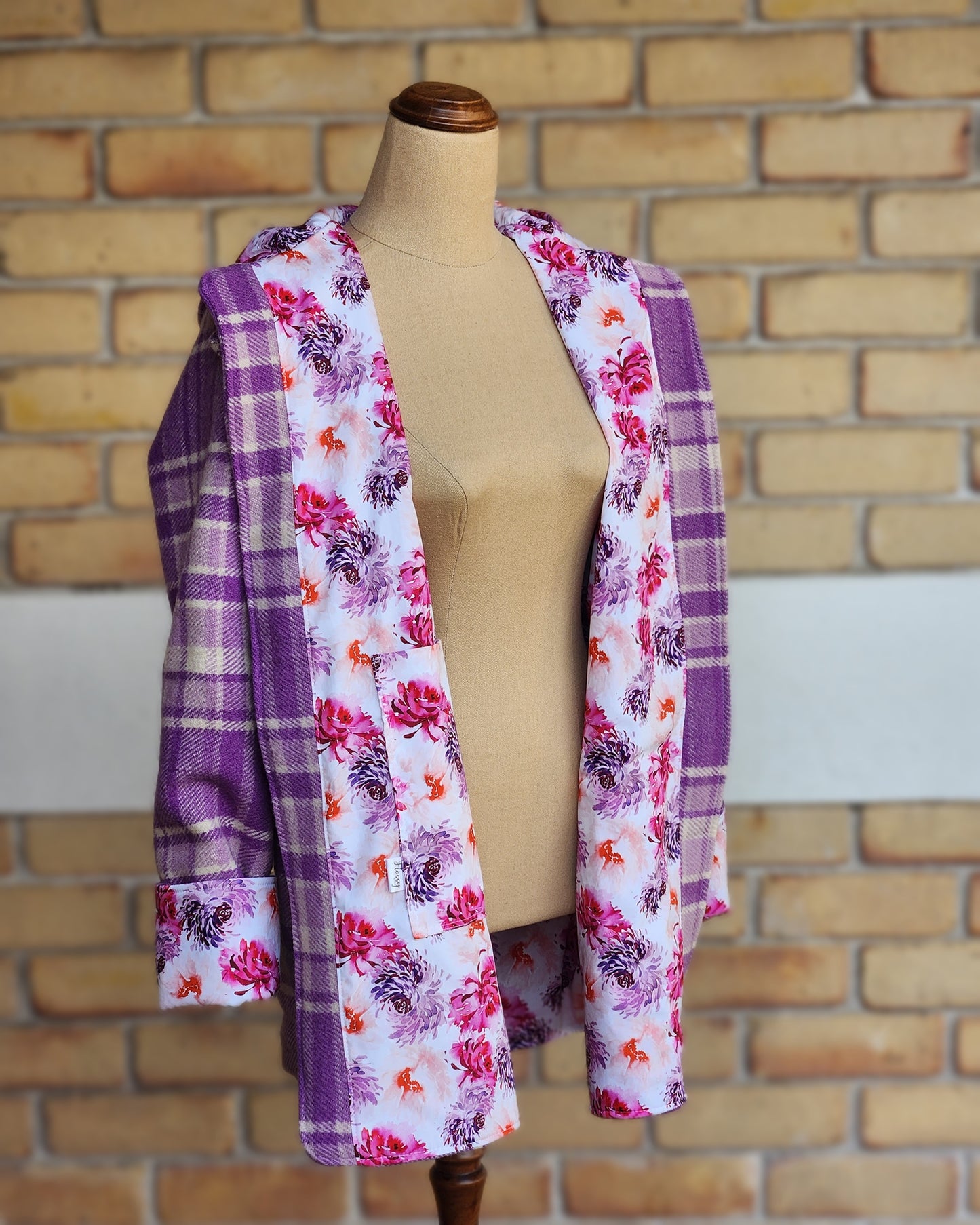 Vintage Wool Coat: Size Small